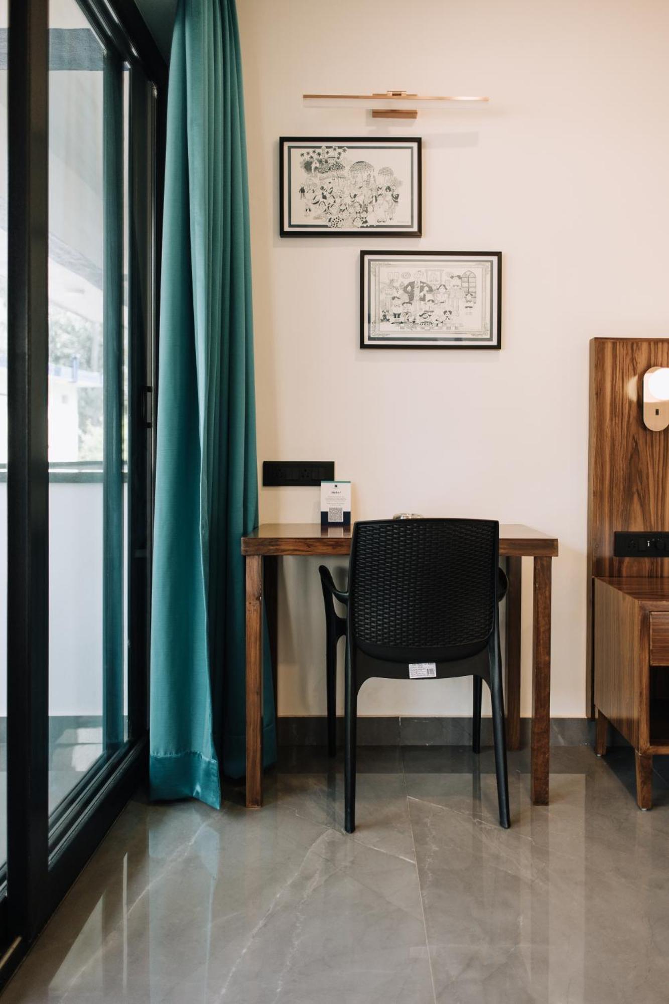 Anjuna Blue Resort Ngoại thất bức ảnh
