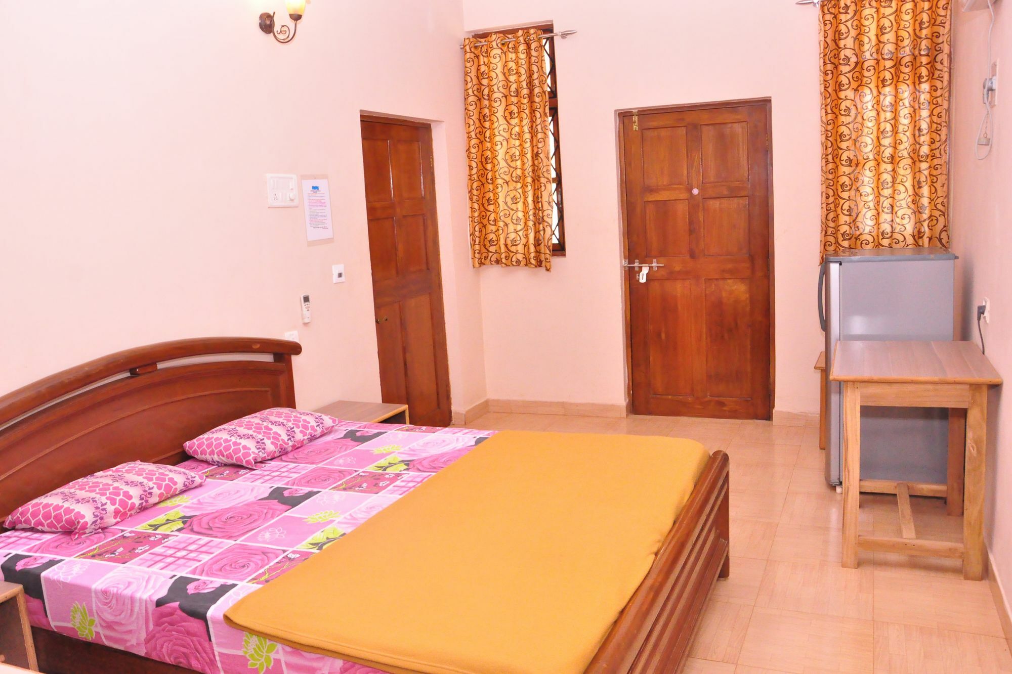 Anjuna Blue Resort Ngoại thất bức ảnh