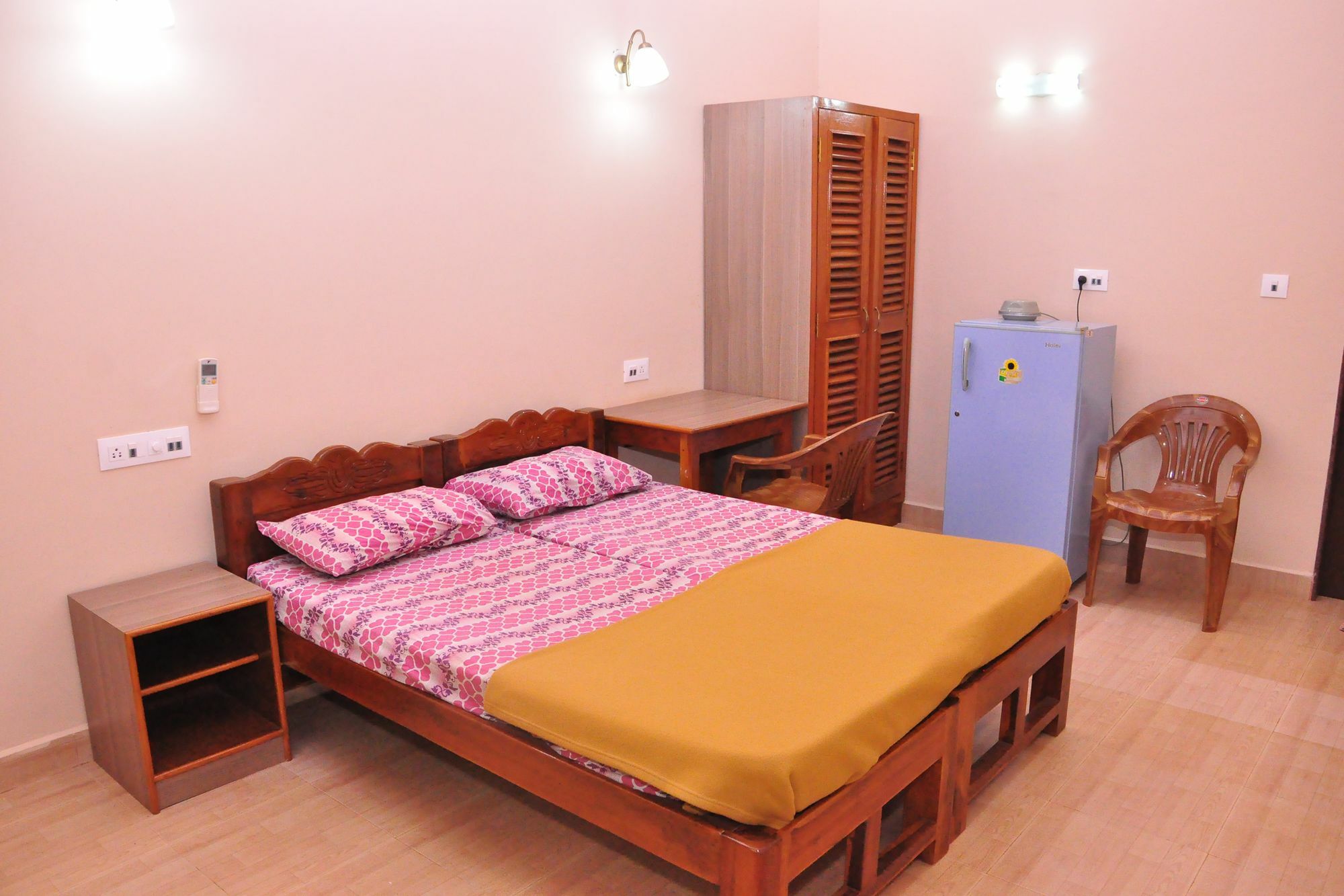 Anjuna Blue Resort Ngoại thất bức ảnh