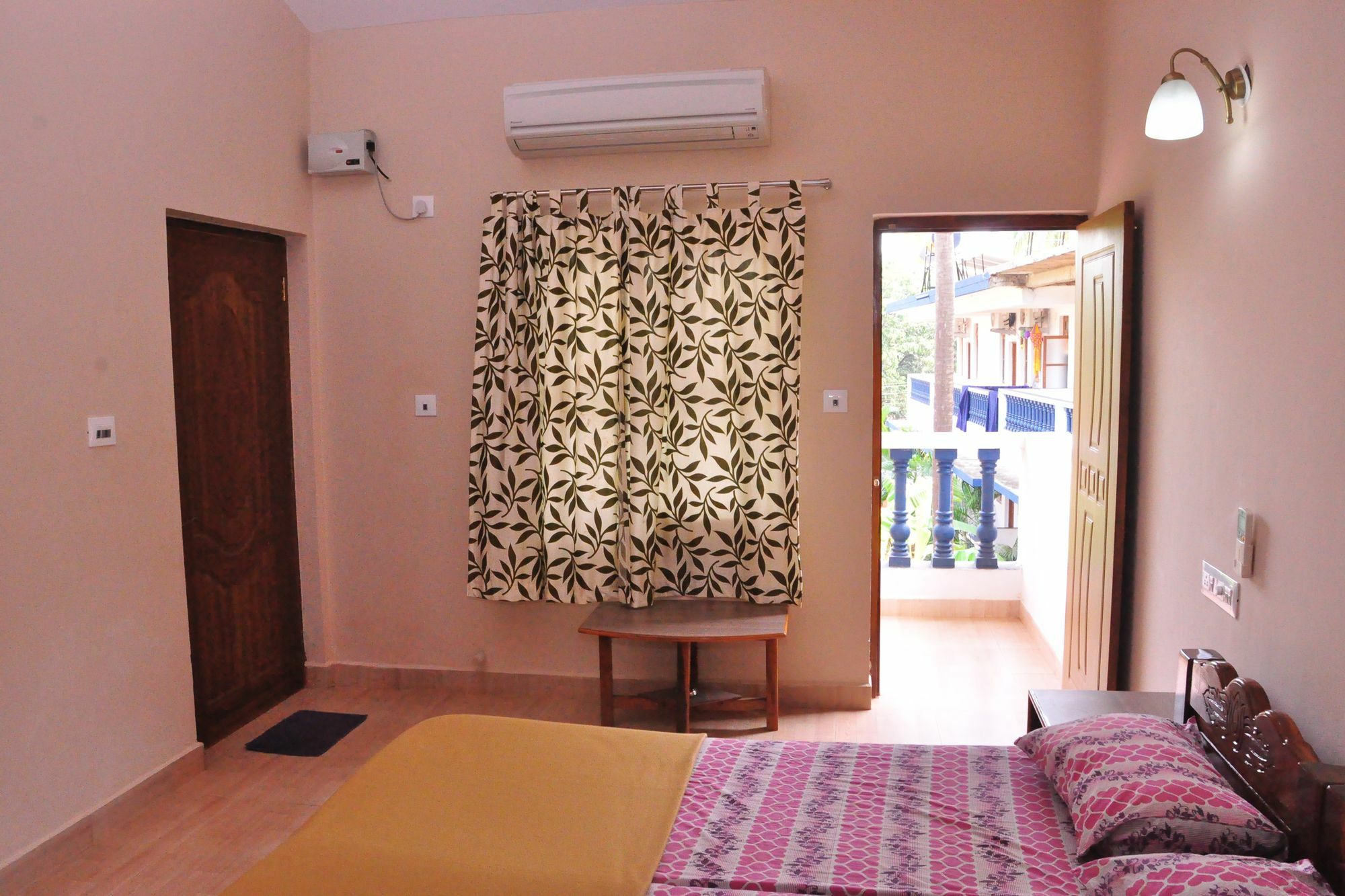 Anjuna Blue Resort Ngoại thất bức ảnh