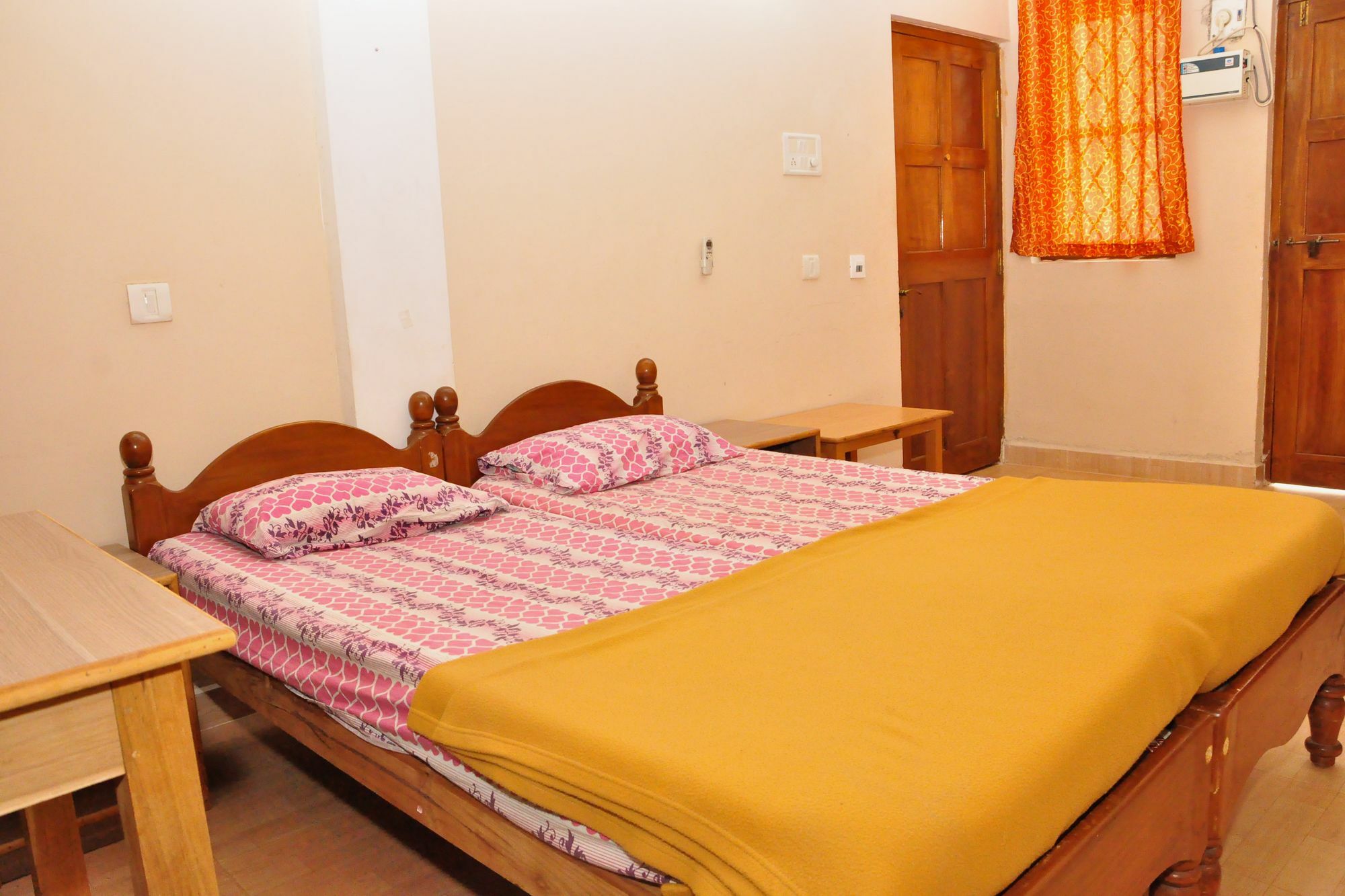 Anjuna Blue Resort Ngoại thất bức ảnh