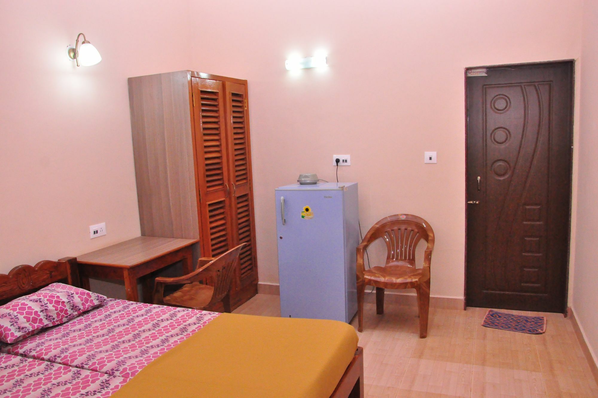 Anjuna Blue Resort Ngoại thất bức ảnh